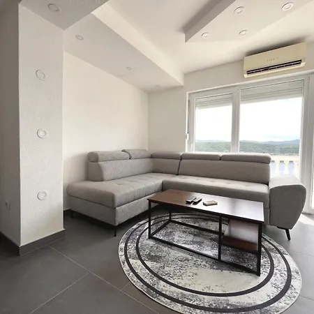 Guest house Mesic